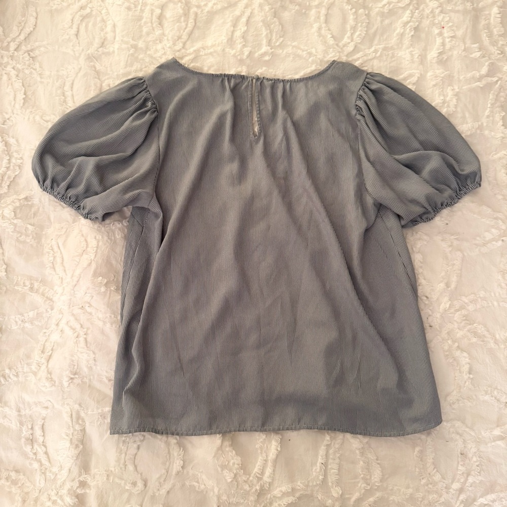 LC Lauren Conrad V-Neck Short Puff Sleeve Woven Top Size Large - Picture 4 of 4